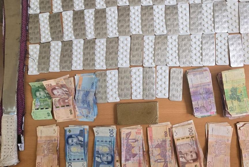 توقيف خمسة أشخاص بسلا وحجز أقراص مخدرة وشيرا 