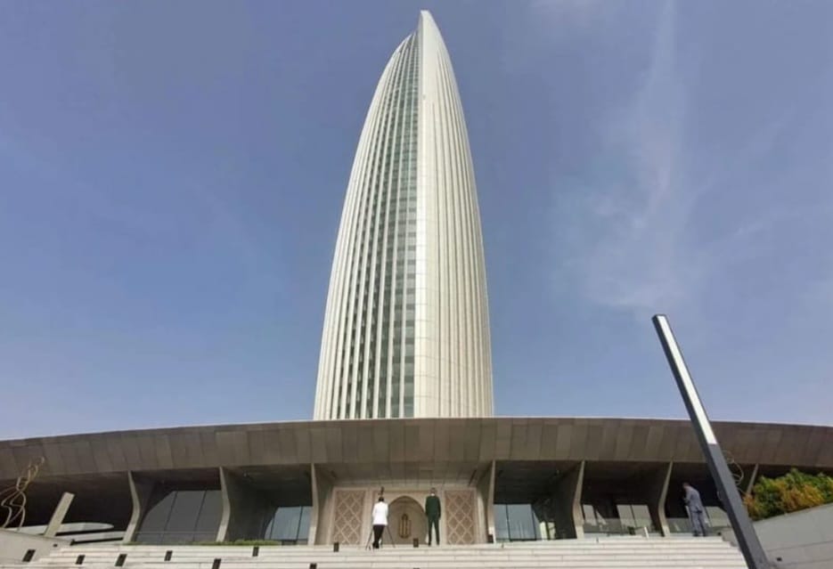 برج محمد السادس يفتح مرصده للعموم ويعيد رسم المشهد السياحي بين الرباط وسلا 