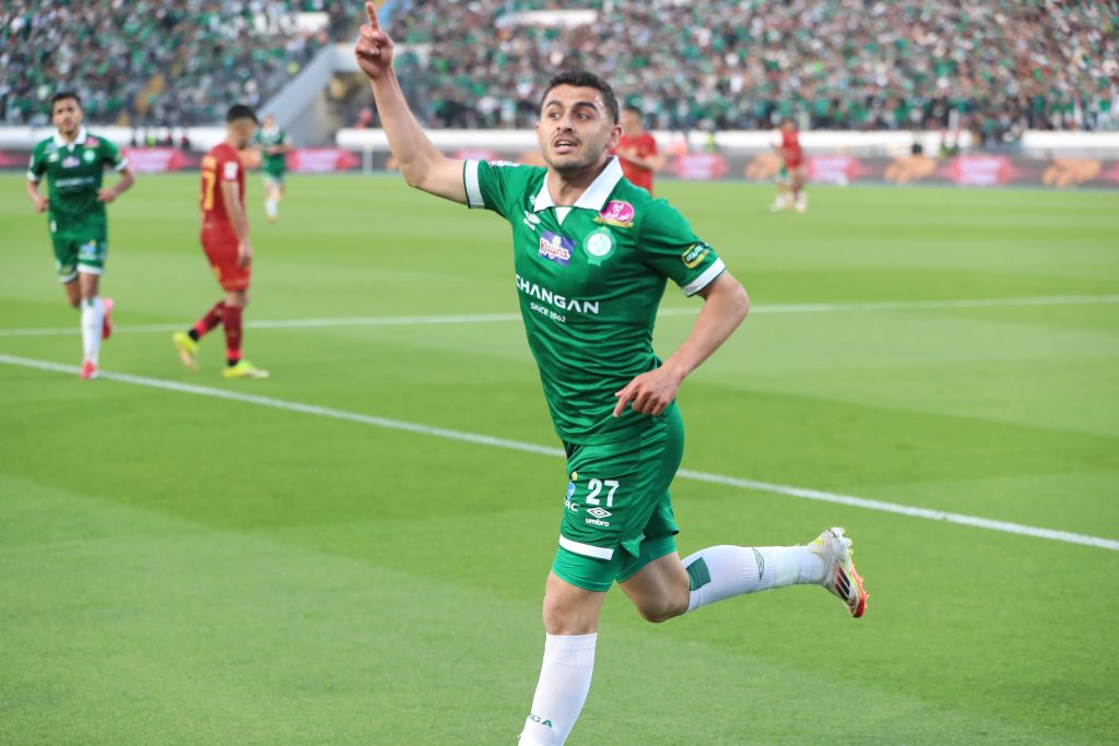 الرجاء يمطر شباك الفتح الرياضي برباعية 