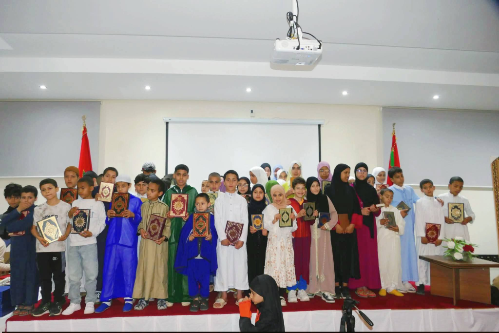 دار الطالبة تسلطانت تحتفي بمتألقي تجويد القرآن في ختام دورة متميزة 