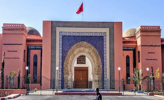 مركز التوثيق بمراكش ينظم حلقة جـديدة من رحــيق كتاب حول مؤلف القانون والرياضة 