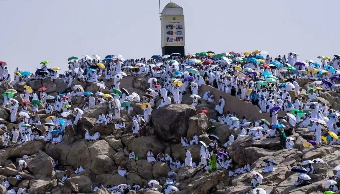 نائب أمير مكة المكرمة يعلن نجاح موسم حج 1447هـ 