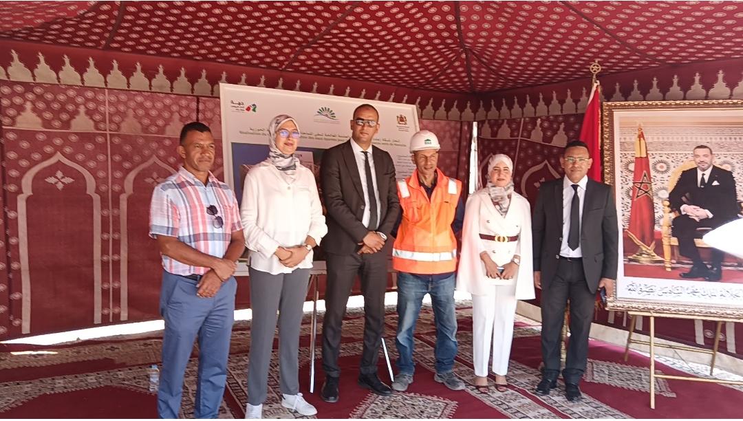 جماعة الحوزية تنفي وجود عراقيل أمام المشاريع التنموية وتؤكد تقدم أوراش الماء والطرق والإنارة 